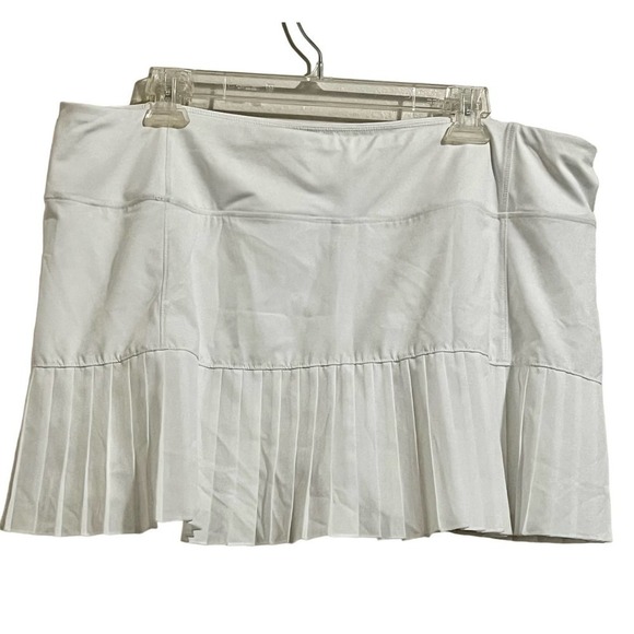 MPG Tennis Skirt - Picture 2 of 5